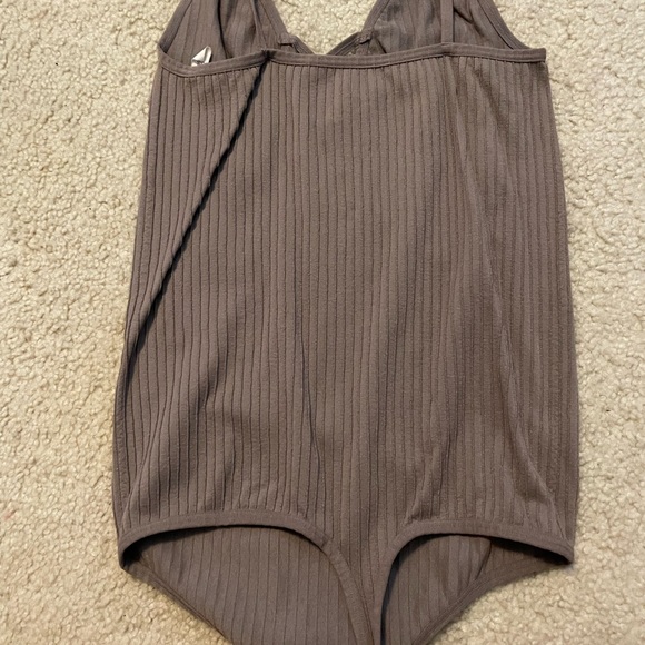 Express bodysuit - Picture 2 of 2